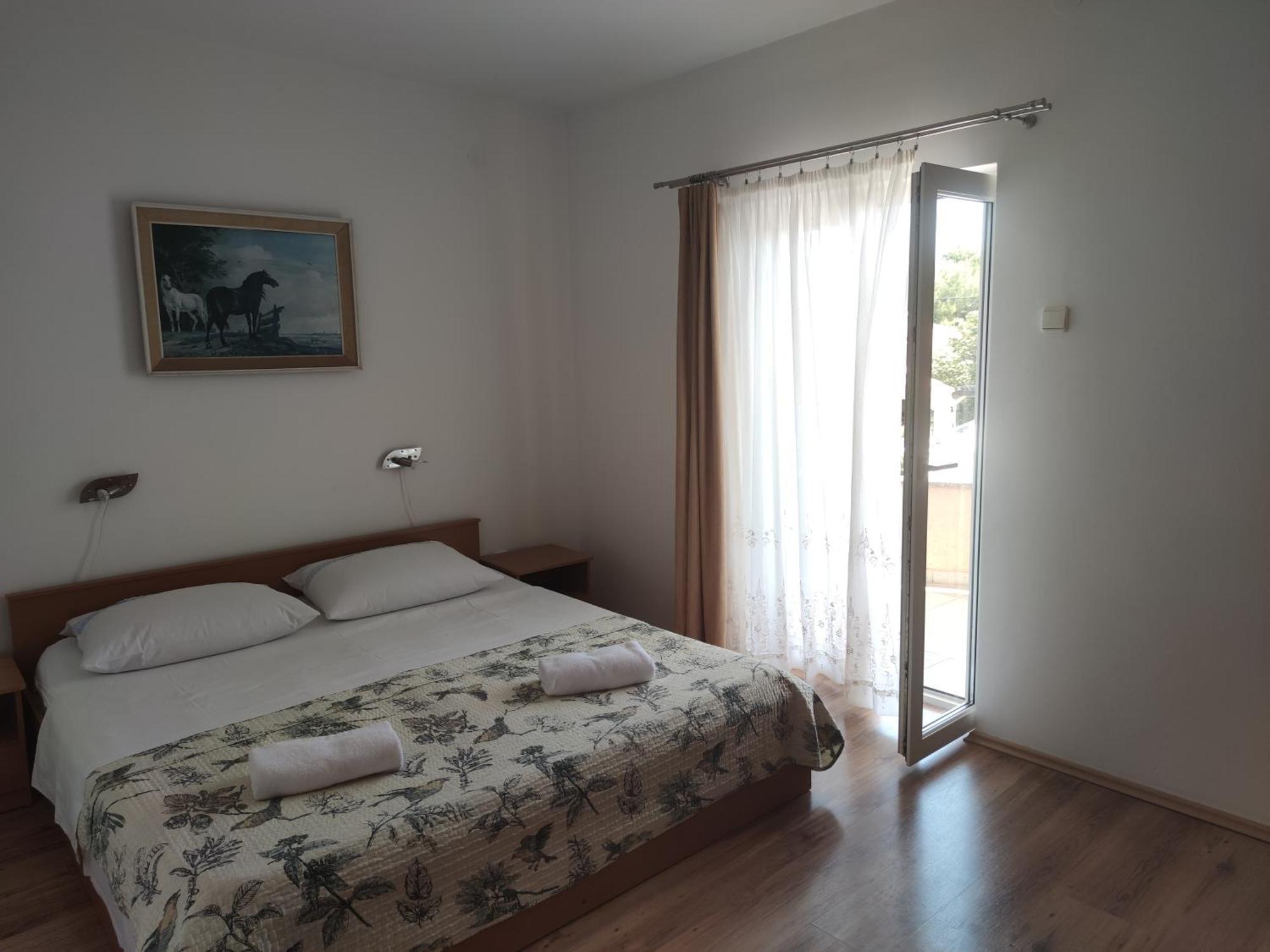 Apartments Dijana 克尔克 外观 照片