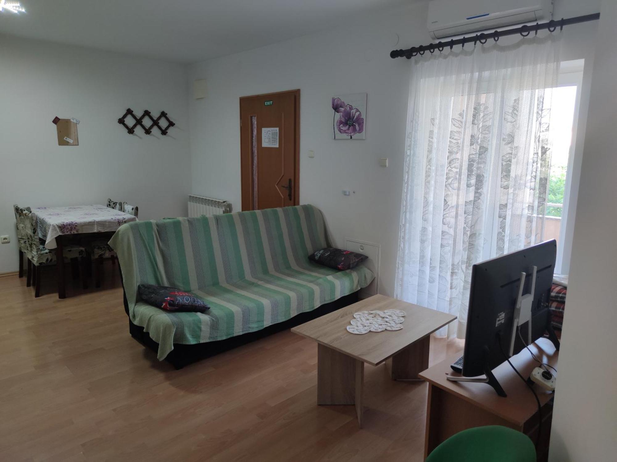 Apartments Dijana 克尔克 外观 照片